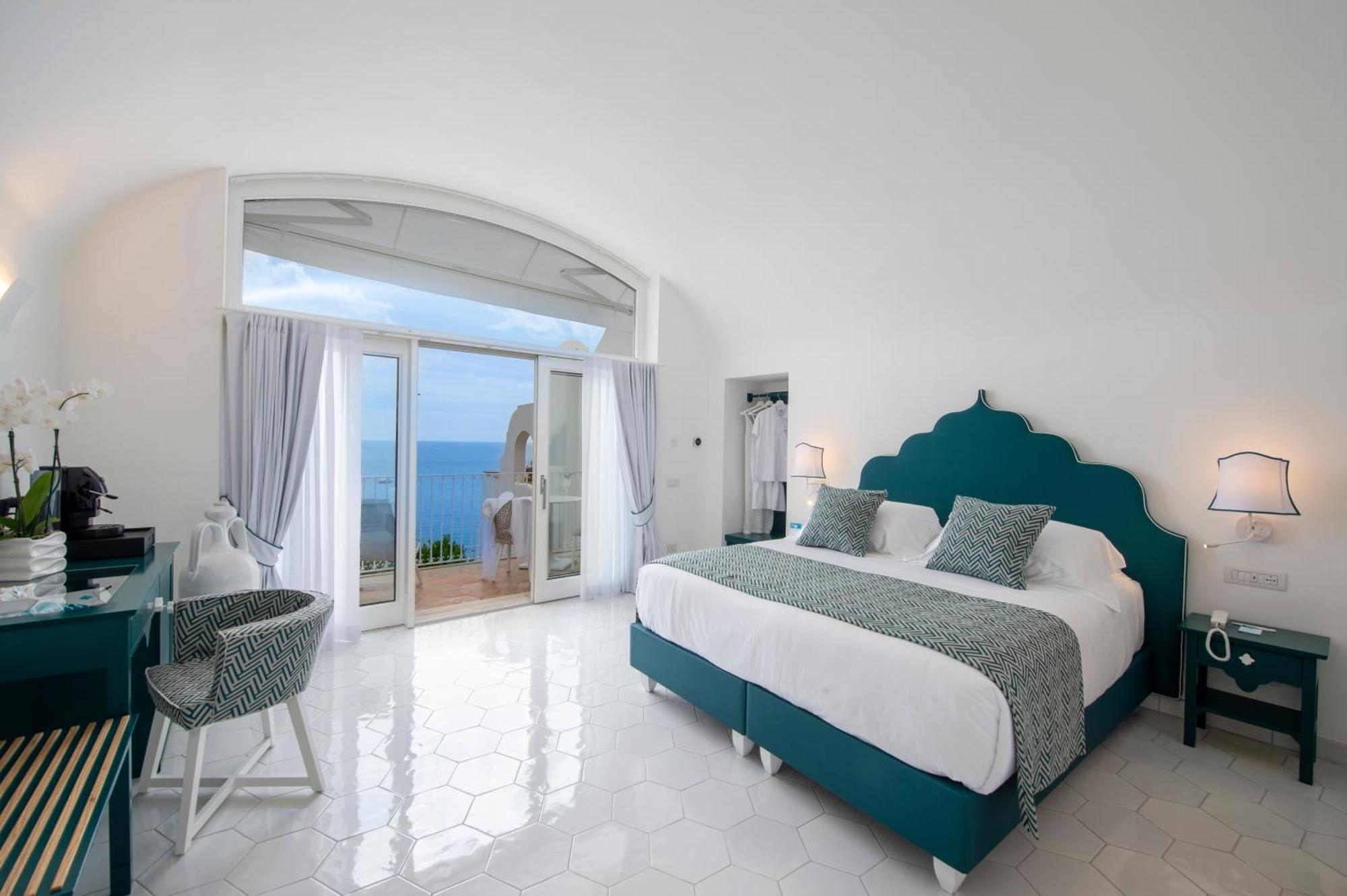 Deluxe Double or Twin Room Sea View,1586748774:JPEG